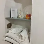 La Casetta Di Tommy E Vitto In Pieno Centro A Bilocale 4 Posti Letto Διαμέρισμα *